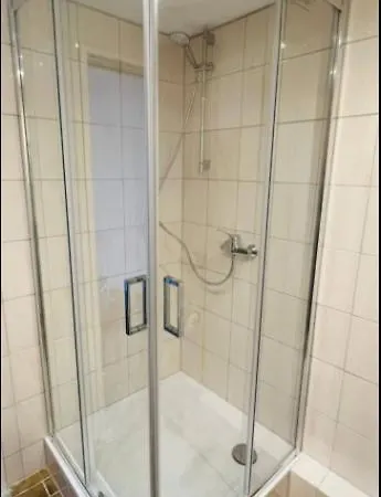 Einzelzimmer In Einem Bungalow * דורטמונד