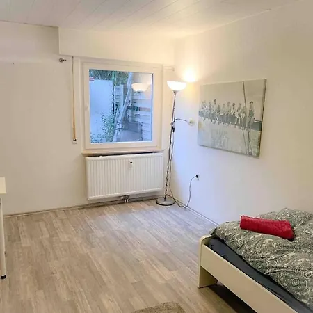 Einzelzimmer In Einem Bungalow בית אירוח